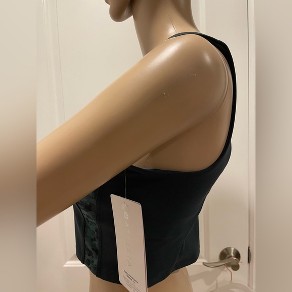 Athleta Conscious Crop serene A-C size M - Picture 2 of 3